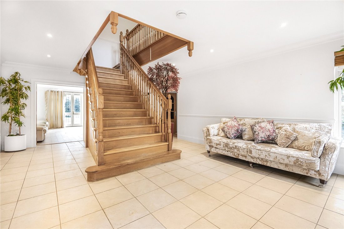 House in Ferney Hill, Enfield, England 4 - 16940601