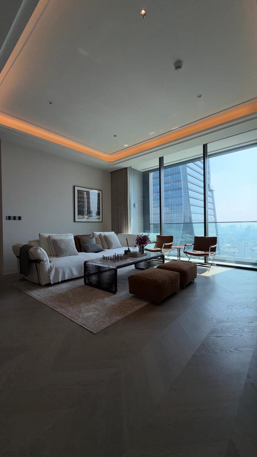 Unique 2 bedrooms for sale at One 89 Wireless (One Bangkok)