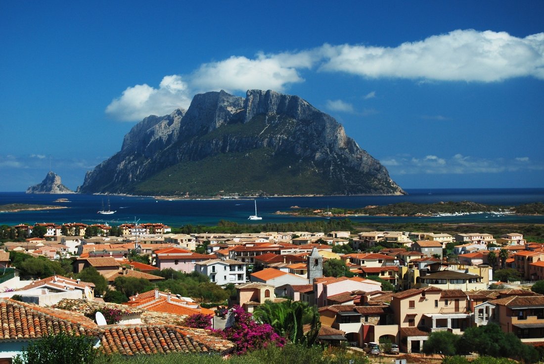 Estate in Porto San Paolo, Sardinia, Italy 3 - 16943213