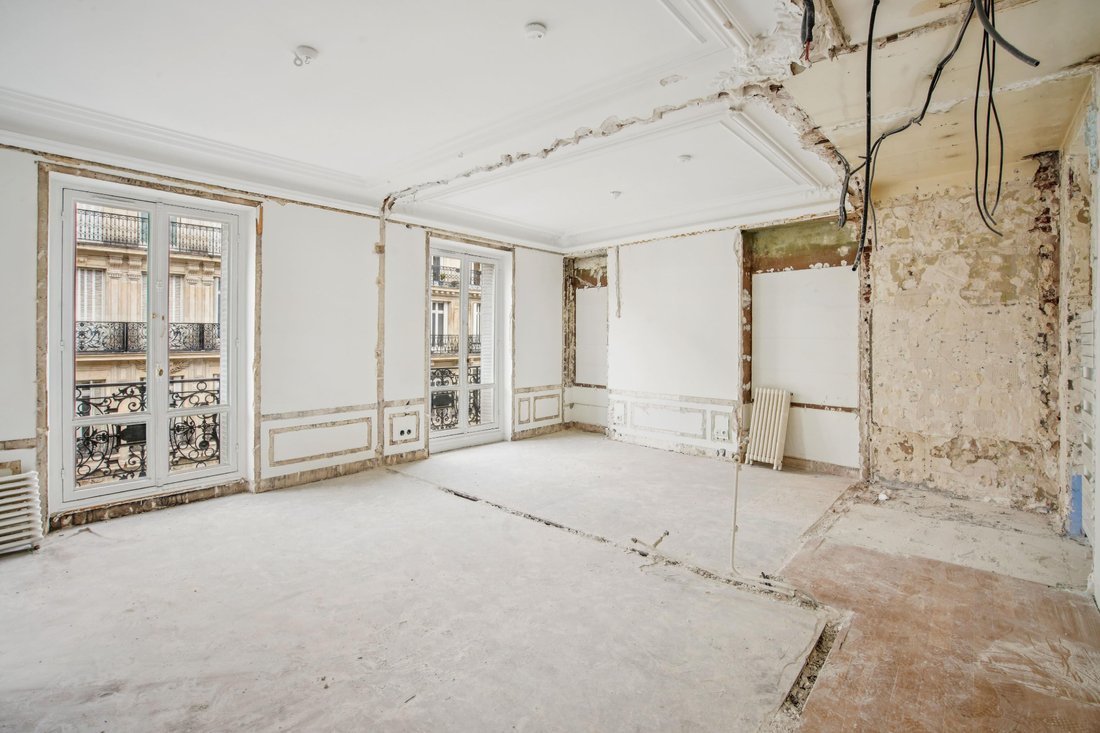 Apartment in Triangle d'Or, Paris 8e Arrondissement, Paris 5 - 16803325
