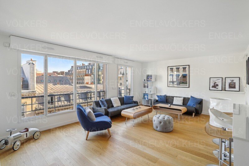 Apartment in Elysées-Madeleine, Paris 8e Arrondissement, Paris 1 - 13719432