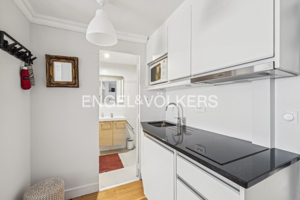 Apartment in Odéon, Paris 6e Arrondissement, Paris 5 - 14708893