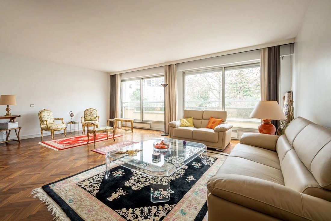 Apartment in Chaillot, Paris 16e Arrondissement, Paris 3 - 14876623