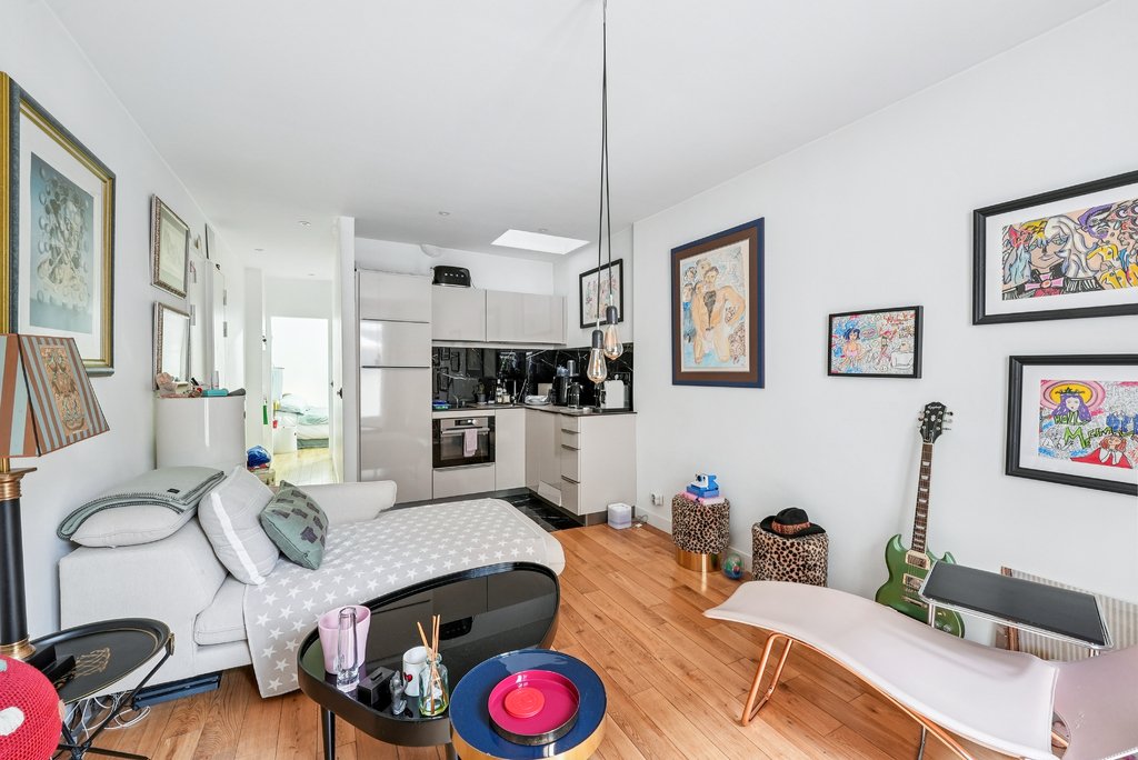 Apartment in Chaillot, Paris 16e Arrondissement, Paris 4 - 16702362