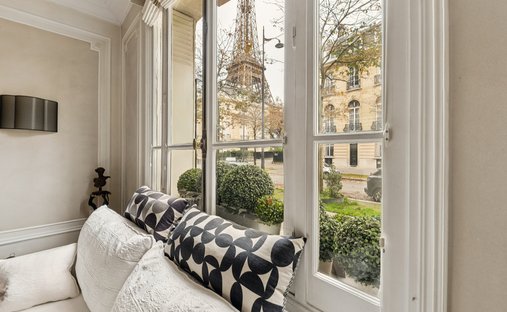 Apartment in Gros Caillou, Paris 7e Arrondissement, Paris 1