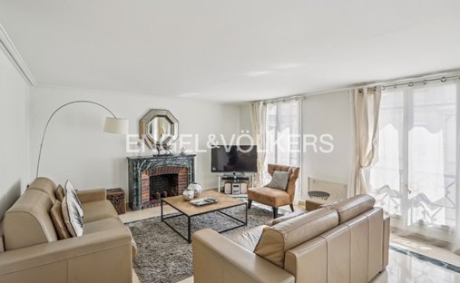 Apartment in Elysées-Madeleine, Paris 8e Arrondissement, Paris 1