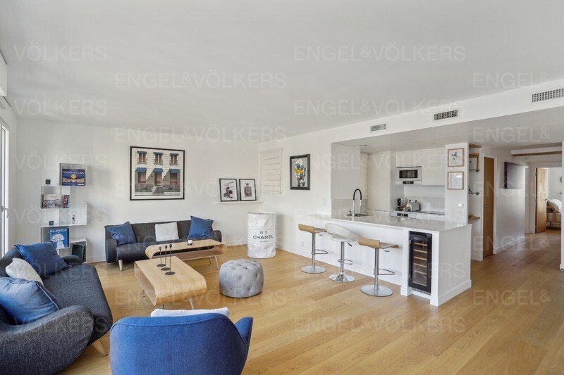Apartment in Elysées-Madeleine, Paris 8e Arrondissement, Paris 2 - 13719432
