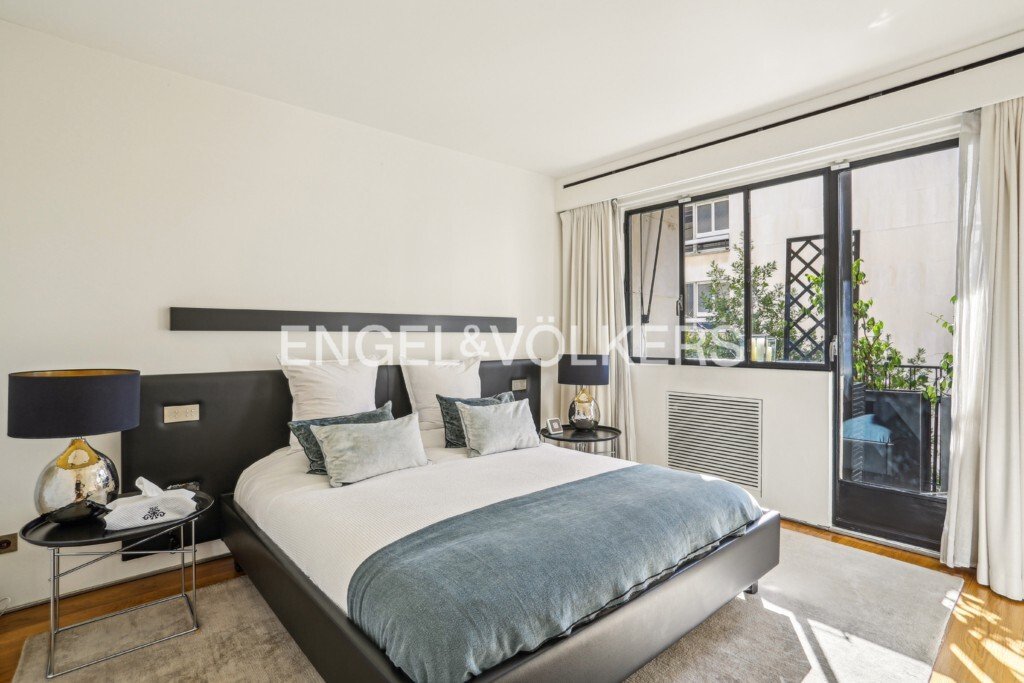 Apartment in Muette Nord, Paris 16e Arrondissement, Paris 4 - 15363237