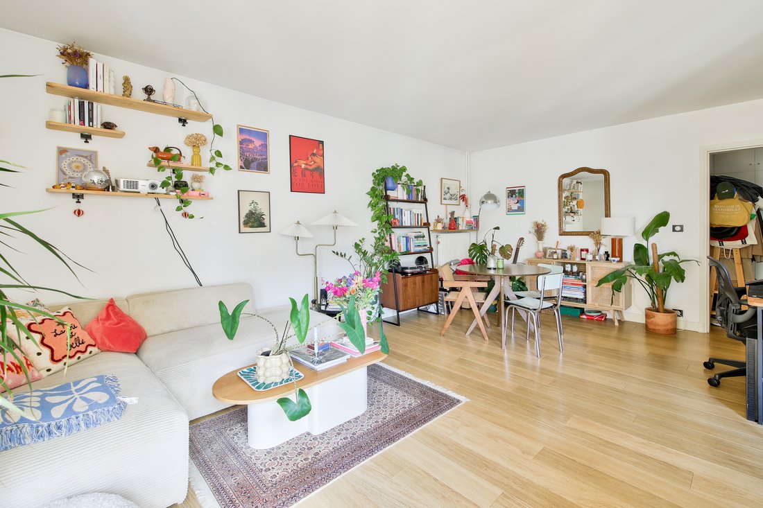 Apartment in Sainte Avoie, Paris 3e Arrondissement, Paris 3 - 16618635