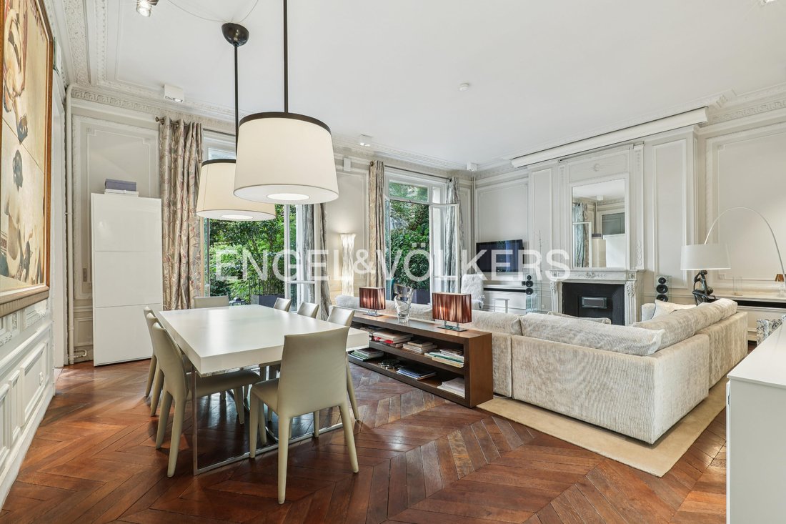 Apartment in Saint Philippe du Roule, Paris 8e Arrondissement, Paris 3 - 16268478