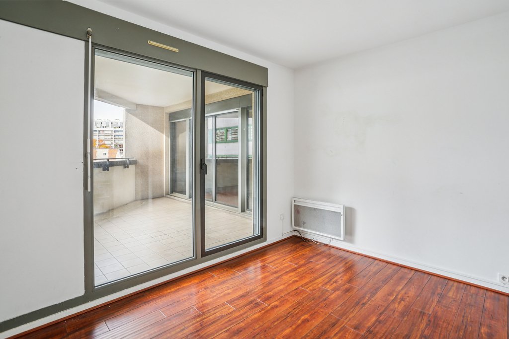 Apartment in Montsouris Dareau, Paris 14e Arrondissement, Paris 4 - 16708404