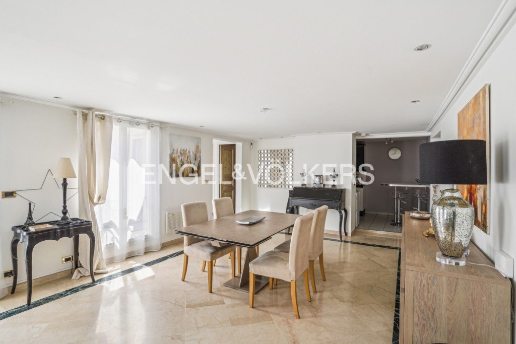 Apartment in Elysées-Madeleine, Paris 8e Arrondissement, Paris 3 - 14500924