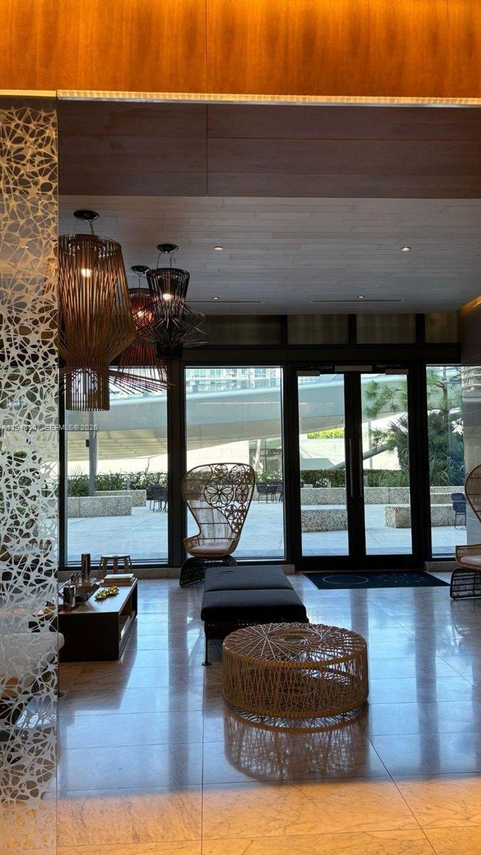 Condo in Miami, Florida, United States 4 - 16942882