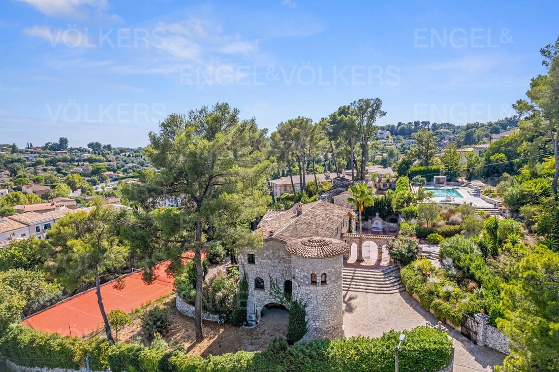 House in Le Rouret, Provence-Alpes-Côte d'Azur, France 1 - 16190547