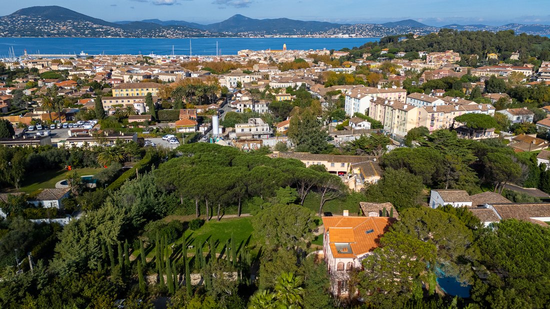 House in Zone Ouest Urbaine, Saint-Tropez, France 2 - 16663466