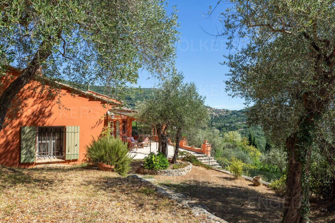 House in Grasse, Provence-Alpes-Côte d'Azur, France 3 - 16116937