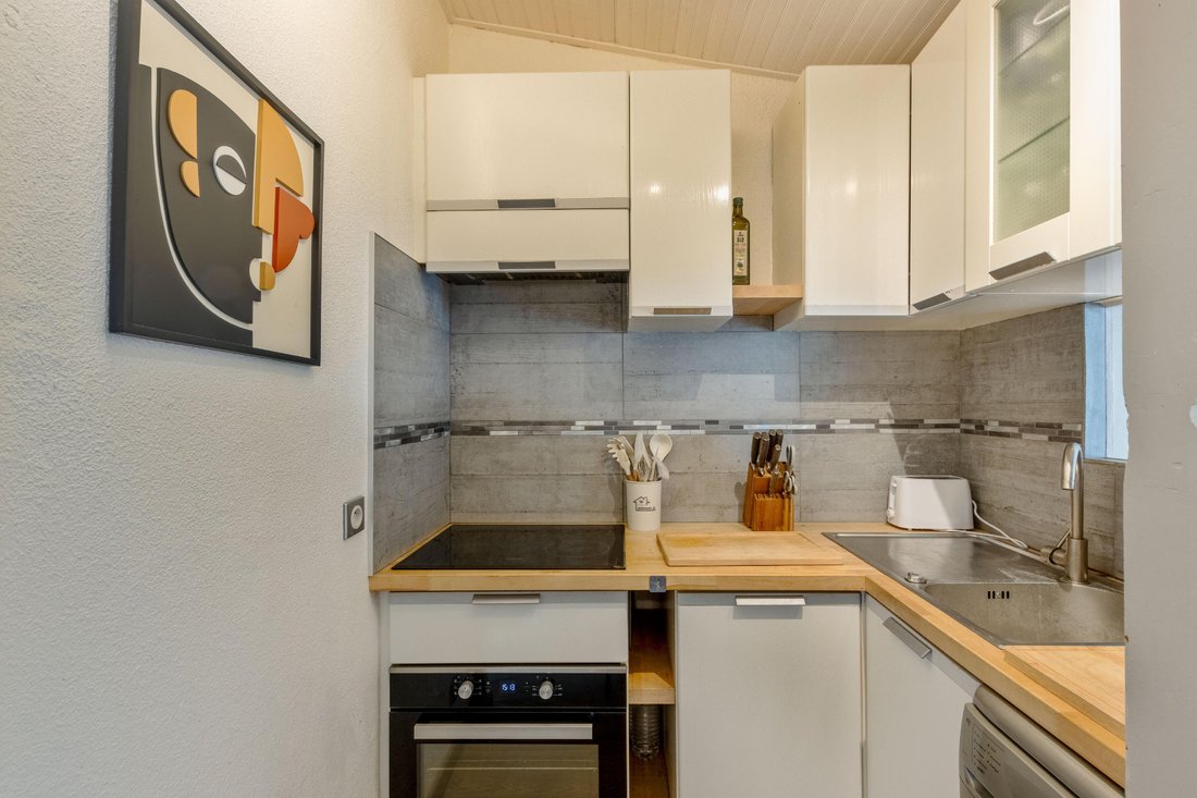 House in Centre Ville, Frejus, France 4 - 16844640
