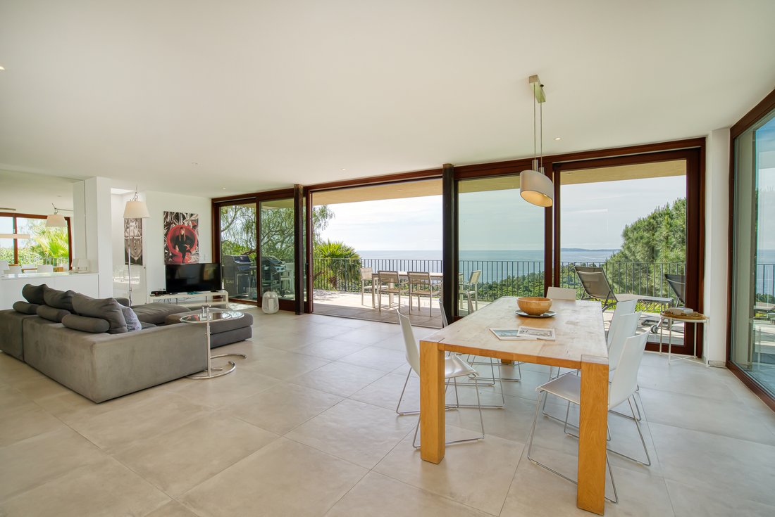 House in Rayol-Canadel-sur-Mer, Provence-Alpes-Côte d'Azur, France 3 - 15645096