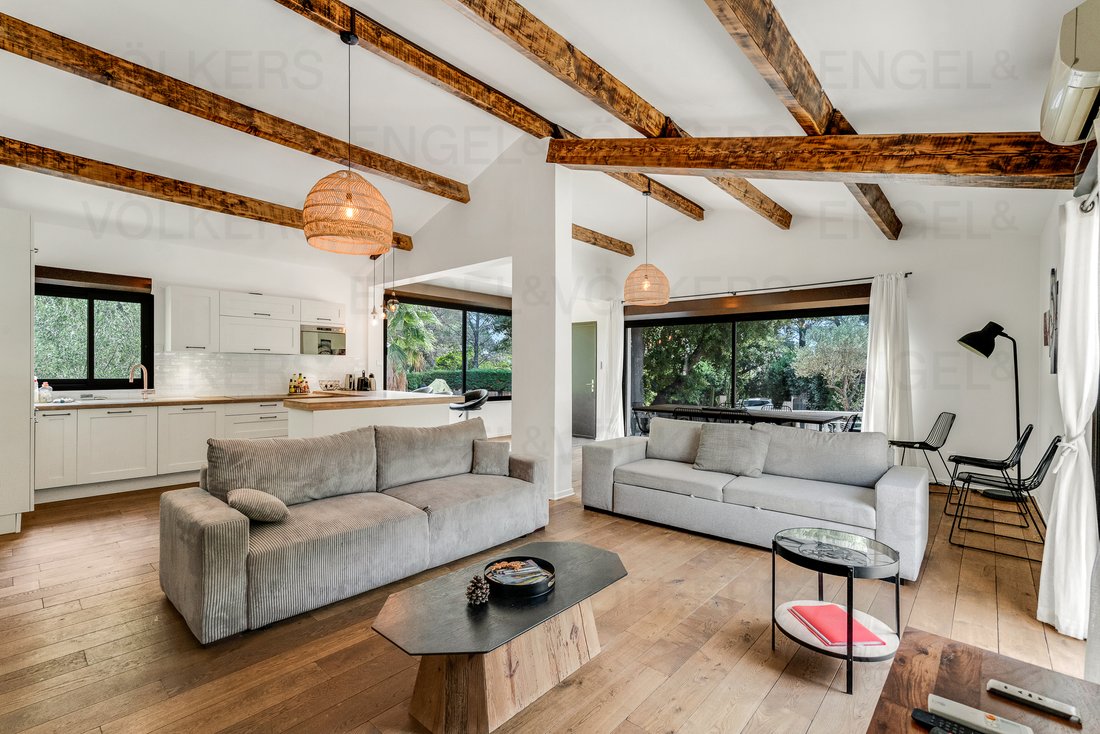 House in La Croix-Valmer, Provence-Alpes-Côte d'Azur, France 3 - 16211636