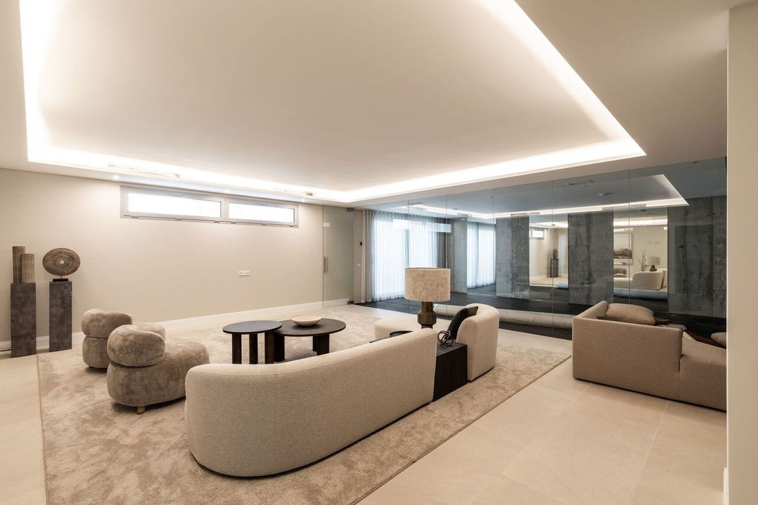 Villa in Benahavis, Andalusia, Spain 4 - 16943405