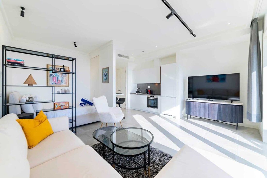 Apartment in Milovići, Tivat Municipality, Montenegro 4 - 16503858