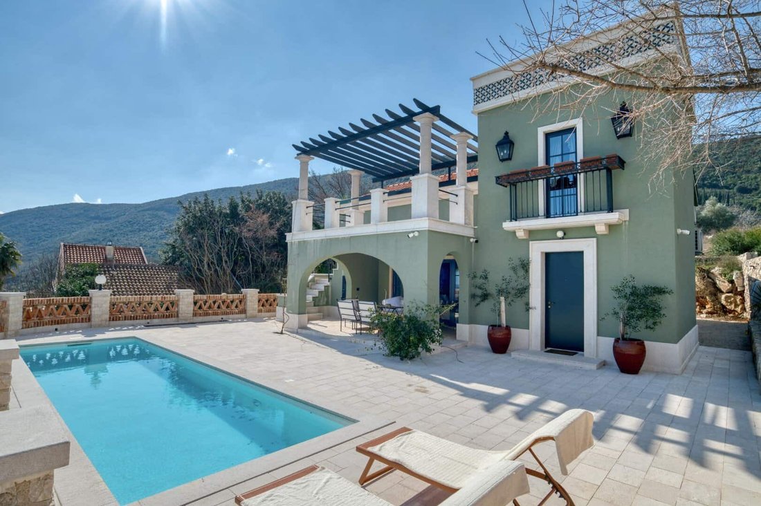 Villa in Žvinje, Herceg Novi Municipality, Montenegro 2 - 16503931