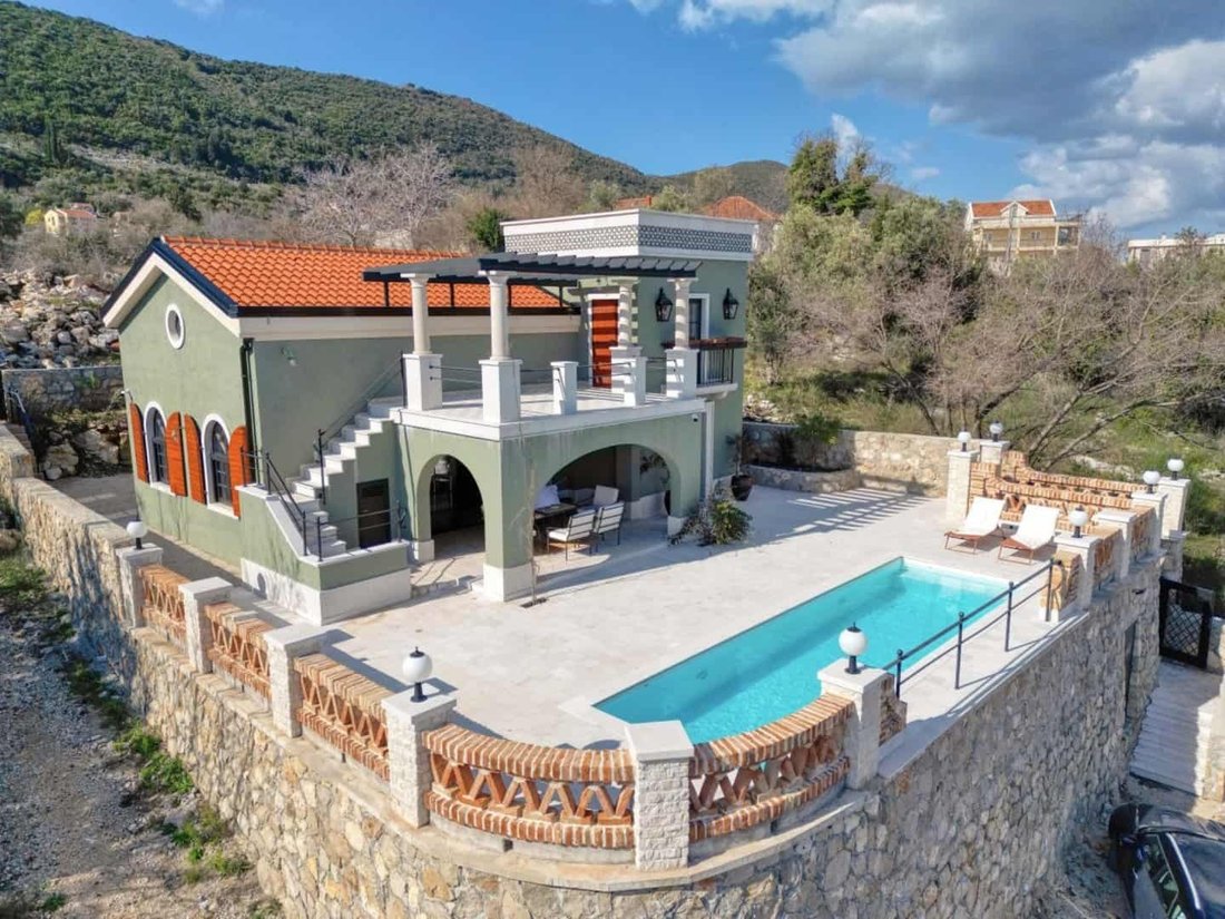 Villa in Žvinje, Herceg Novi Municipality, Montenegro 3 - 16503931