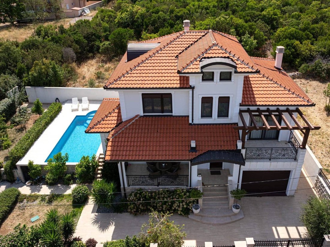 Villa in Milovići, Tivat Municipality, Montenegro 3 - 16504024