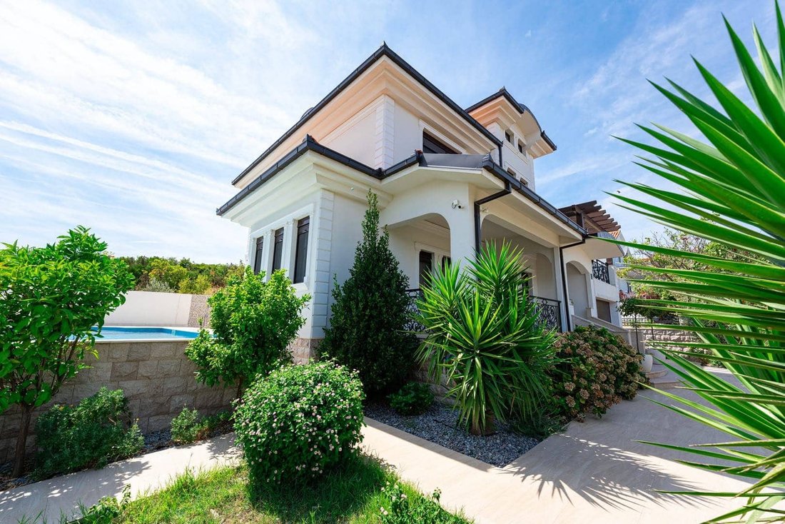Villa in Milovići, Tivat Municipality, Montenegro 5 - 16504024