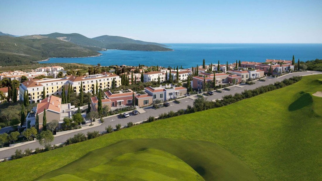 Apartment in Milovići, Tivat Municipality, Montenegro 2 - 16836780