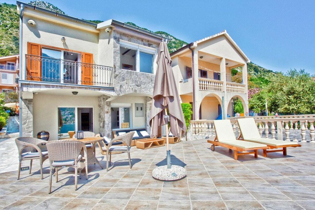 Villa in Muo, Kotor Municipality, Montenegro 5 - 16504004