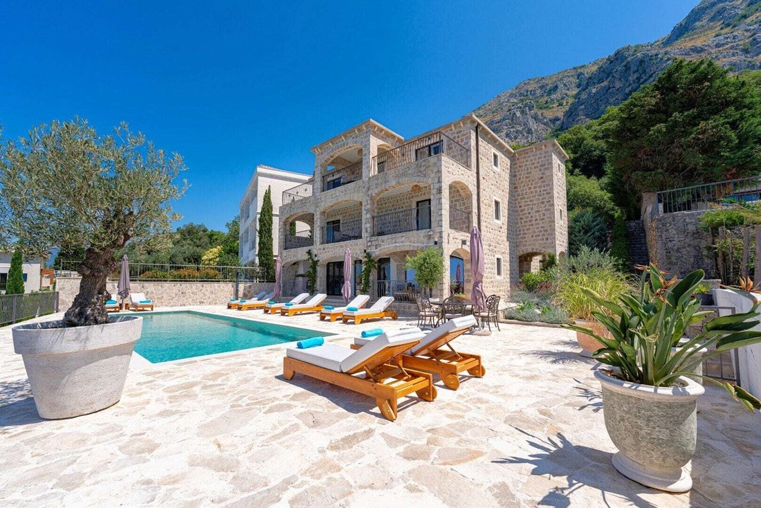 Villa in Drobnići, Budva Municipality, Montenegro 5 - 16503974