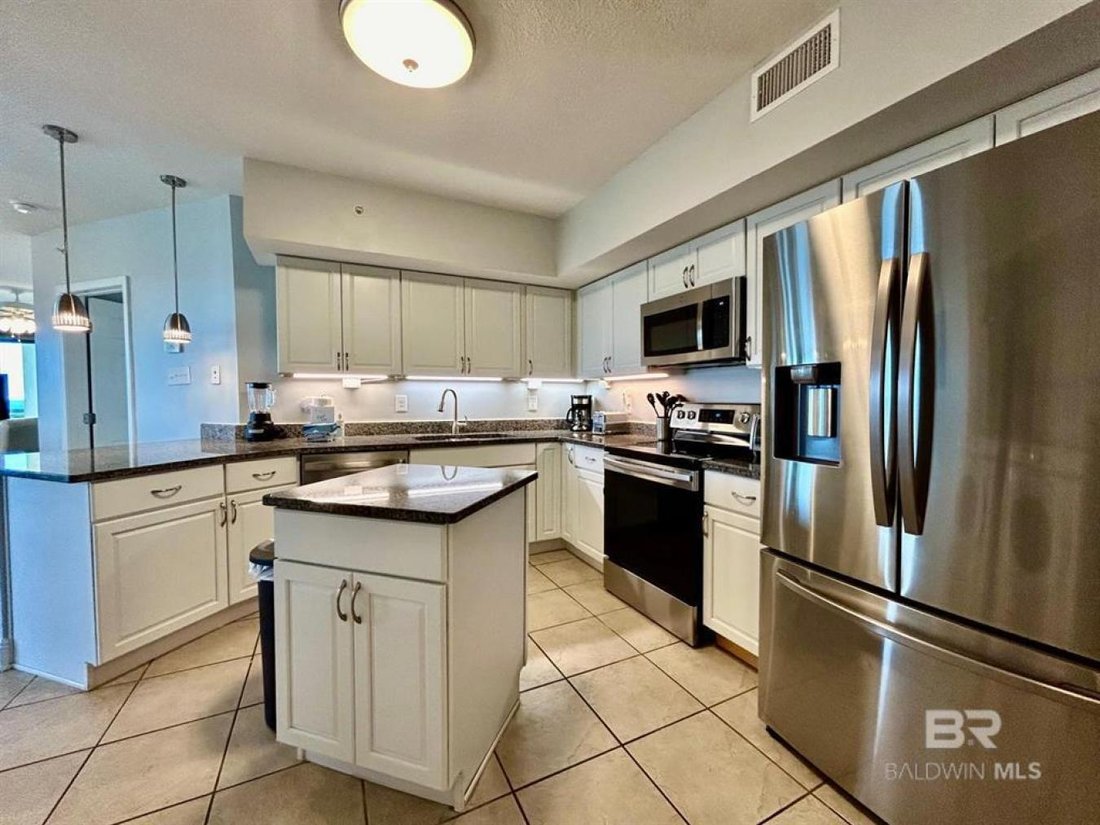 Condo in Orange Beach, Alabama, United States 2 - 16942975