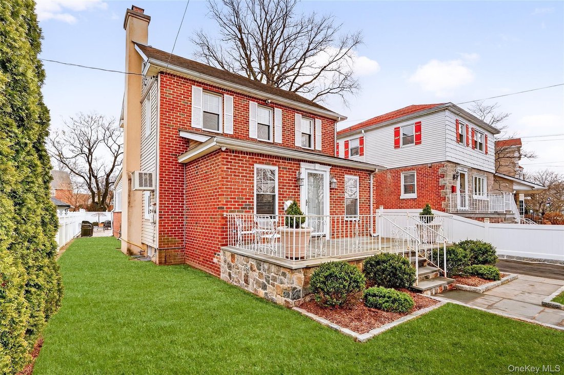 House in New York, New York, United States 1 - 16943715