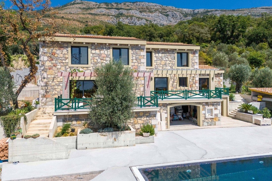 Villa in Budva, Budva Municipality, Montenegro 4 - 16503789