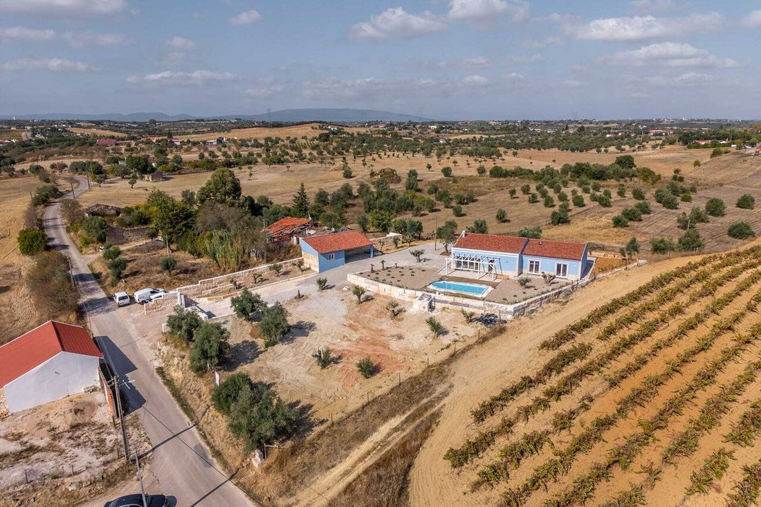 Farm Ranch in Sao Vicente do Paul e Vale de Figueira, Santarem District, Portugal 5 - 12858831