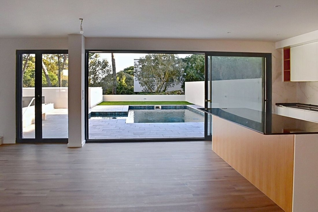House in Barcarena, Lisbon, Portugal 3 - 16943249