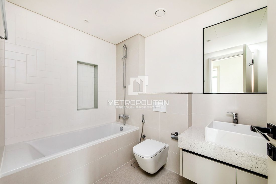 Apartment in Umm Suqeim, Dubai, United Arab Emirates 4 - 16944333