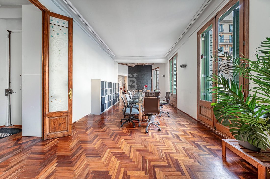 View of Apartment For Sale In The Heart Of The Antiga In Eixample, Barcelona ...