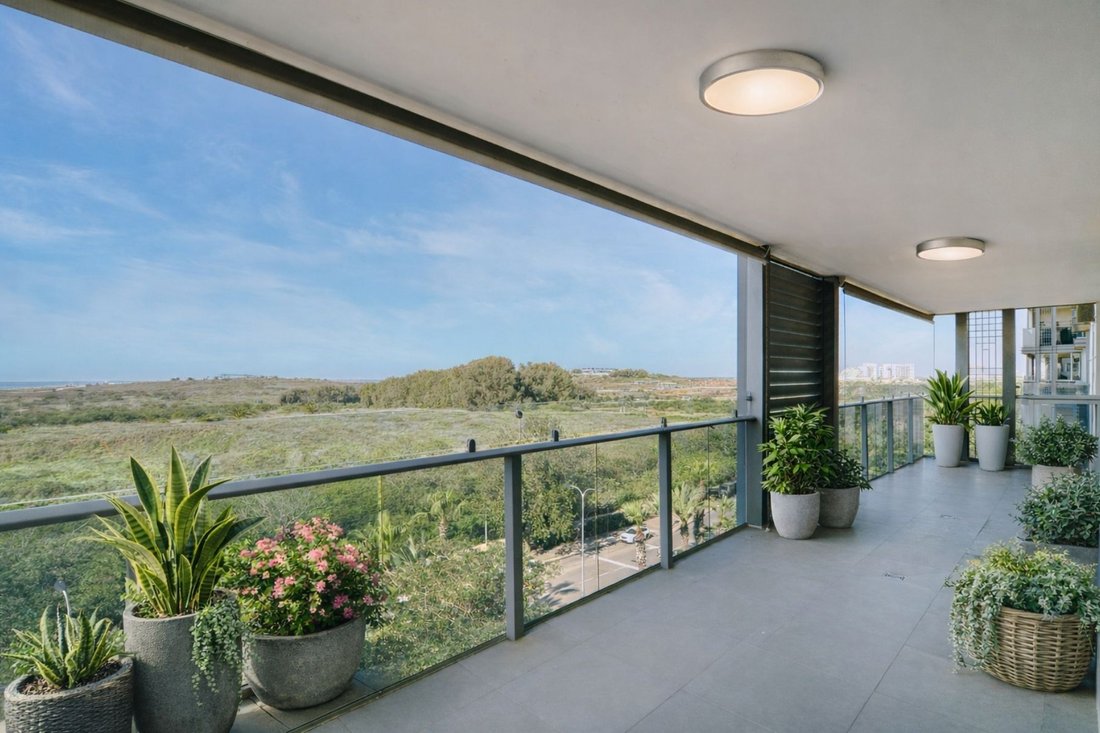 Apartment in Tel Aviv-Yafo, Tel Aviv District, Israel 2 - 16942890