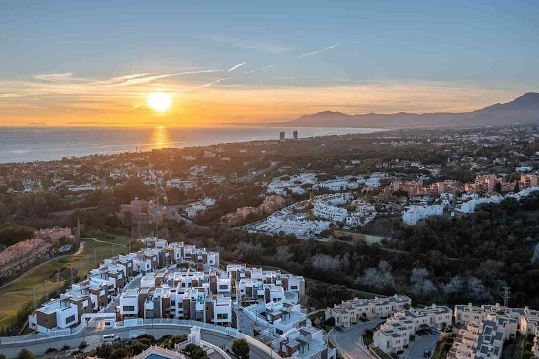 Apartment in Marbella, Andalusia, Spain 5 - 16944231