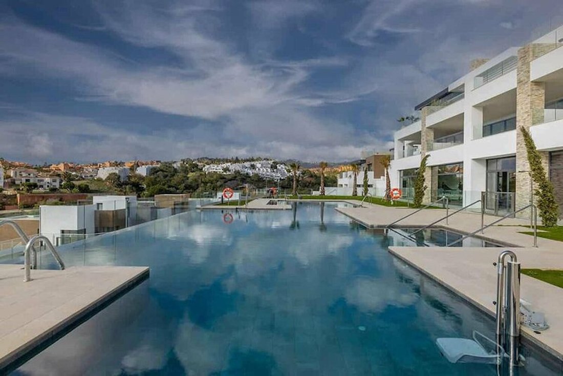 Apartment in Puerto De Cabopino, Elviria-Cabopino, Marbella 2 - 16944234