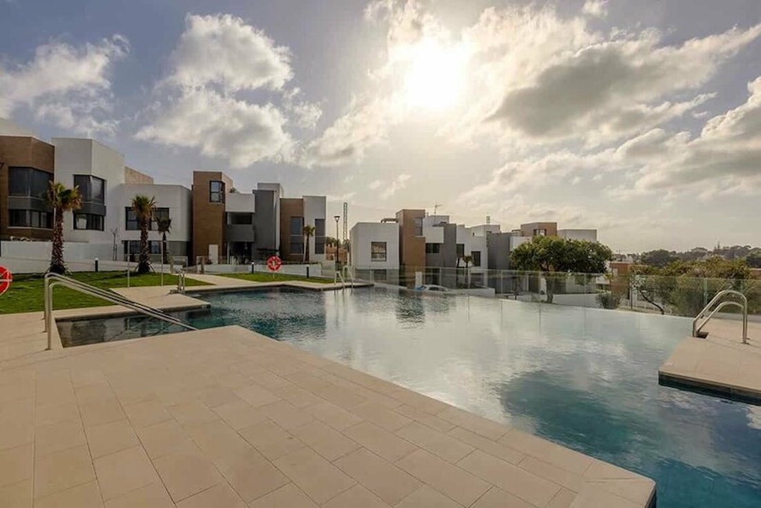 Apartment in Puerto De Cabopino, Elviria-Cabopino, Marbella 4 - 16944234