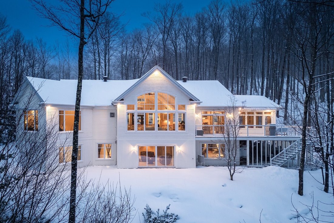 Haus in Sutton, Québec, Kanada 1 - 16944490