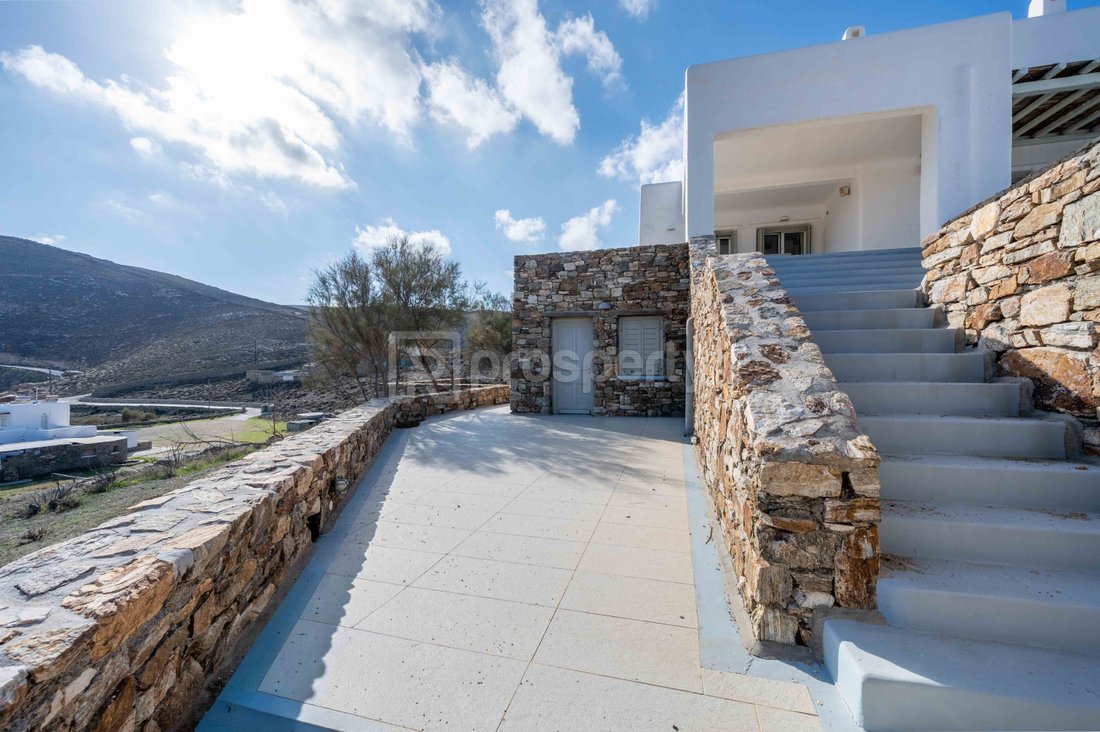 House in Ano Mera Community, Aegean, Greece 3 - 16944613