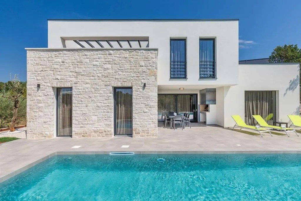 Villa in Porec, Istria County, Croatia 2 - 16944691