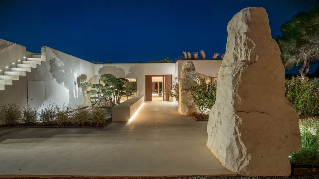 Villa in Cala Jondal, Sant Josep de sa Talaia, Spain 2 - 16951264