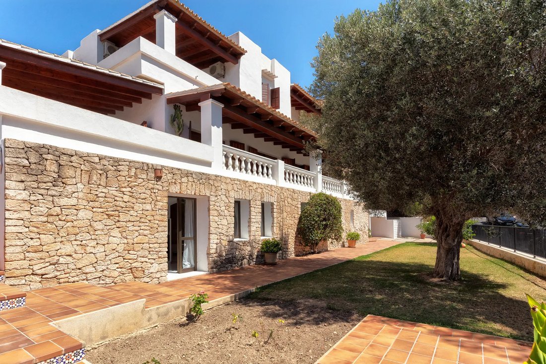Villa in Can Furnet, Santa Eularia des Riu, Balearic Islands 5 - 16957506