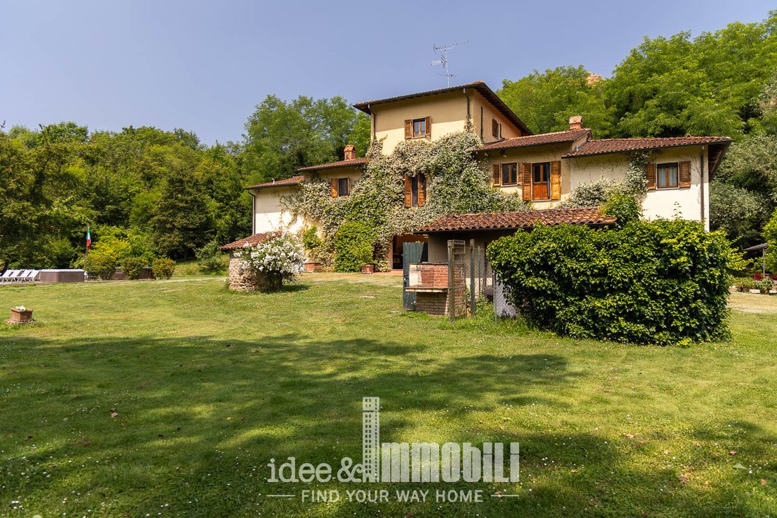 Estate in Montanino - Matassino - Ciliegi, Reggello, Tuscany 4 - 16944714