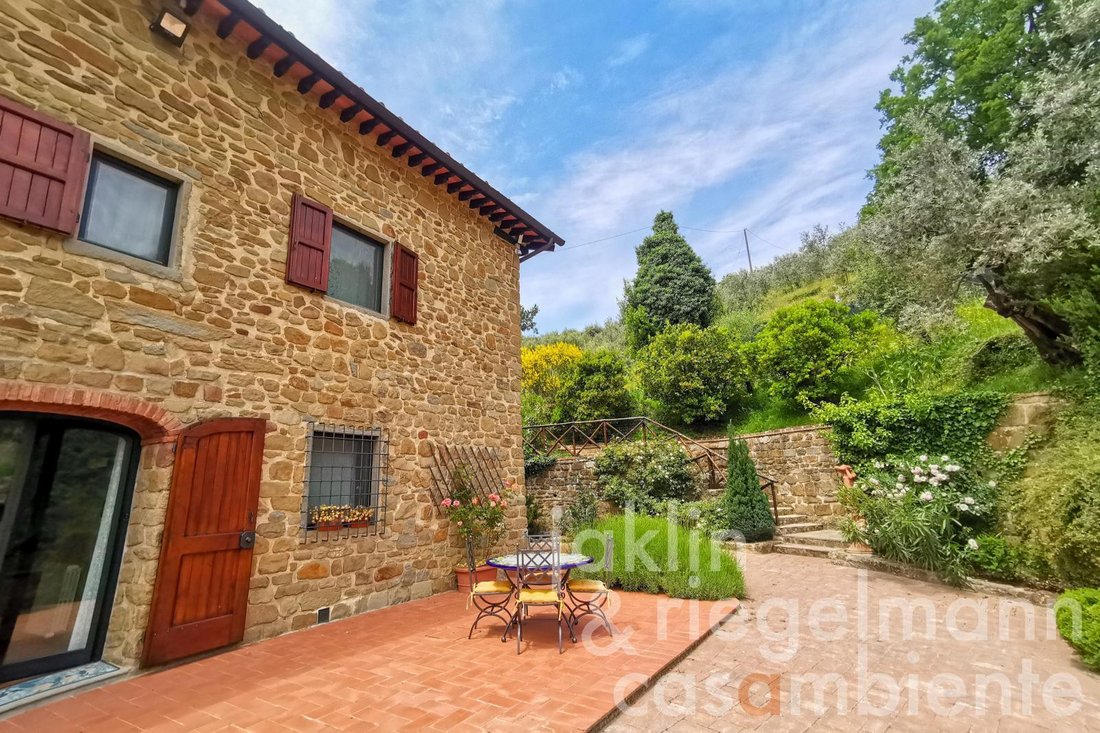 House in Borgo a Cascia, Reggello, Tuscany 3 - 16945588